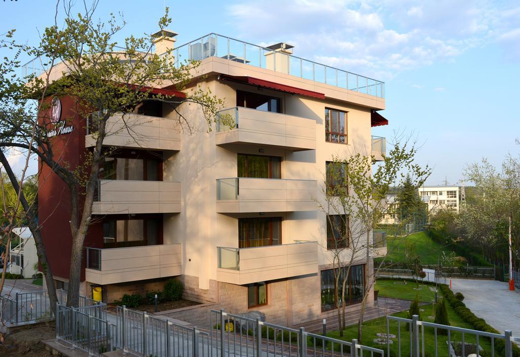 Hotel Victoriya'S House à Hisarya Extérieur photo