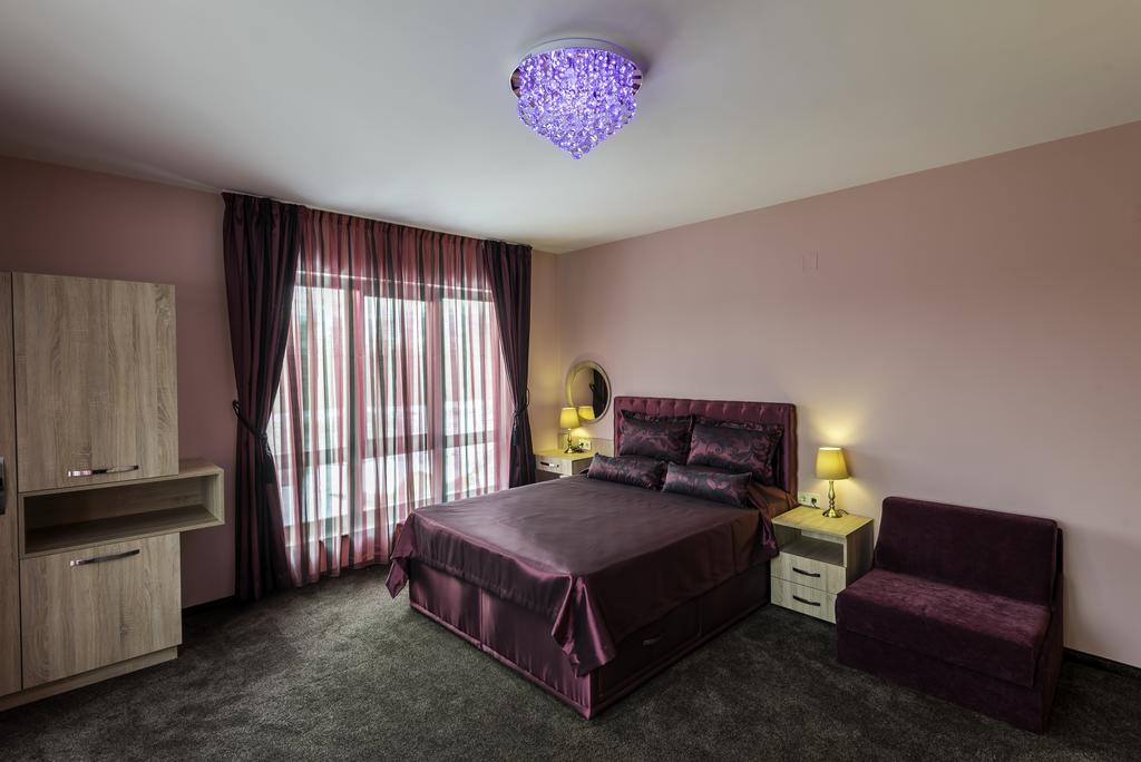 Hotel Victoriya'S House à Hisarya Extérieur photo